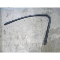 Накладка двери передней правой Ford Focus II 2005-2008 2007 1384782