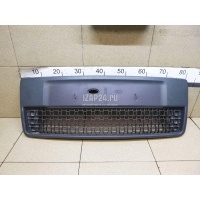 Решетка в бампер центральная Ford Fusion (2002 - 2012) 1369703