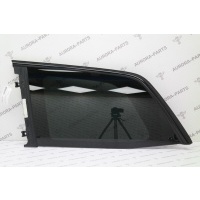 Форточка задней части кузова выдвижная LH Mercedes GL/GLS X166 2012 A1666704100