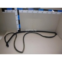 Уплотнитель двери Toyota Camry V40 (2006 - 2011) 6786106070