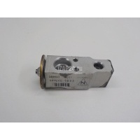 Клапан кондиционера Mitsubishi Pajero/Montero III (V6, V7) (2000 - 2006) MR500662