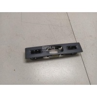 Накладка (кузов внутри) Renault Clio II/Symbol (1998 - 2008) 8200432093