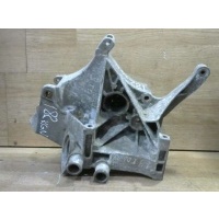 Кронштейн генератора Volkswagen Passat B5 1999 028903143AF