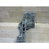 Кронштейн двигателя BMW 7 E38 1997 1704583