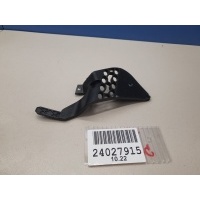 Кронштейн замка двери передней левой Volkswagen Touareg 2002-2010 7L0837867