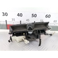 Ручка крышки багажника Audi A6 C5 (1997-2005) 2001 8D9827565H,4B0827565J