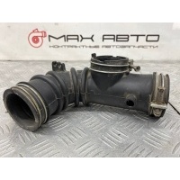патрубок воздушного фильтра Toyota Rav4 (1) XA10 1997 (1994-2000) 1788174800, <strong>-Б/У Детали сняты с АВТОМОБИЛЯ</strong>