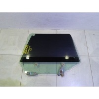 Стекло задней левой двери Subaru Forester 1 SF 1997-2002 63210FC111