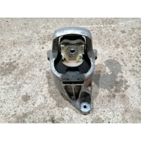 подушка крепления двигателя левая Audi A4 B9 2016 8W0199371BF