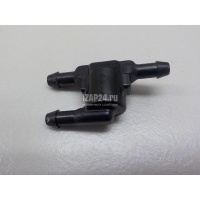 Тройник омывателя стекол Toyota LX 570 2007 8532128020
