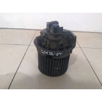 Моторчик печки Renault Duster 2010- 272102798R