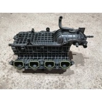 впускной коллектор Audi A4 B9 2016 04E129709K