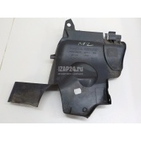 Пыльник двигателя боковой правый Renault Duster 2012 638302834R