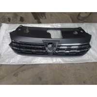 dacia sandero iii 20 - решетка радиатора 623107458r