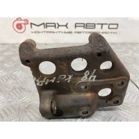 кронштейн кондиционера Mazda Demio 1 DW3W 2000 (1996-2002) B5C715810, <strong>-Б/У Детали сняты с АВТОМОБИЛЯ</strong>