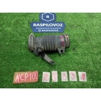 гофра воздушного фильтра Toyota Ractis NCP100 05.2009 1788021091