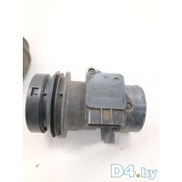 Расходомер воздуха Toyota Corolla 2006 2220433010