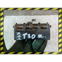Ручка крышки багажника Nissan X-Trail T30 2005