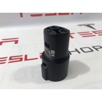 переходник для зарядки Tesla Model 3 2021 1067348-00-B
