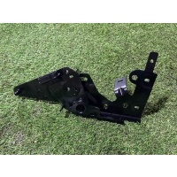 кронштейн механизма крышки багажника Audi A7 C7, 4GA 2015 4g8827857S