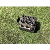 блок клапанов пневмоподвески Volkswagen Touareg NF II 2 2012 7P0698014