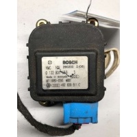 Моторчик заслонки печки Audi A6 C5 (S6,RS6) 2002 BOSCH, 0132801139, 4B2820511C