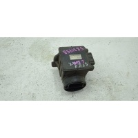 Расходомер воздуха Mitsubishi Carisma 1995-2004 MD172455