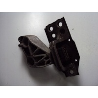 Подушка двигателя nissan qashqai j10 2006 - 2013
