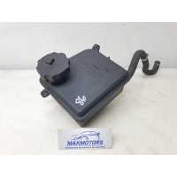 бачок гидроусилителя Mercedes C-Class W204 2012 A0004602983