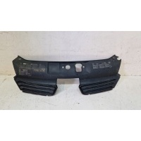 Решетка радиатора капот renault clio ii 8200272056