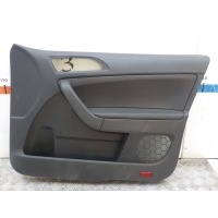 Обшивка двери передней правой Skoda Yeti 2009- 5L0867012D