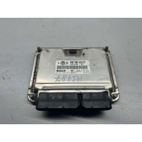 Блок управления двигателем Volkswagen Golf 4 2000 BOSCH, 038906019AT, 0281010974