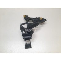 Кронштейн передней панели BMW 7-serie F01/F02 (2008 - 2015) 51647046351