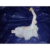 бачок омывателя MAZDA AXELA BK5P BN8V67480C
