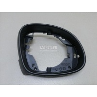 Рамка зеркала правого VAG Yeti (2009 - 2018) 5L0857532