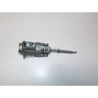 Вставка замка двери прав. Hyundai-Kia ix35/Tucson (2010 - 2015) 819802YA00