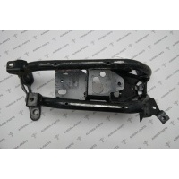 Траверса, опора коробки передач Land Rover Range Rover Sport L494 2013 LR084110