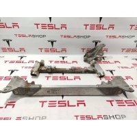 Подрамник передний Tesla Model X 2018 1048801-00-A