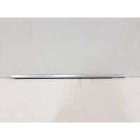 Молдинг двери Mercedes-Benz GL X166 2012-2018 A1667254800