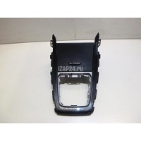 Накладка декоративная Hyundai-Kia Elantra (2011 - 2016) 846553X070RA5