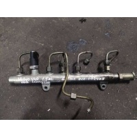 Топливная рампа Volvo V40 1 1999 7700114017,0281002405