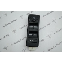 Блок кнопок управления стеклоподъемниками на водительской двери Land Rover Range Rover 30DDTX L405 2012 LR085481