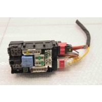 Блок предохранителей Citroen C4 B7 2011+ Peugeot 9665492680