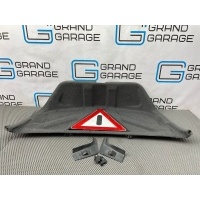 обшивка крышки багажника Mercedes-Benz E-Class W124 1994 1246901041, A1246901041, 1405900212, 1246933333, 1246933433, 1408900014, 0005905112, 0005905412, 1235900012, 1405900312, 1405900412, 124690014