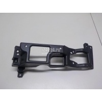 Кронштейн фары противотуманной правой Land Rover Range Rover IV 2013 LR050519