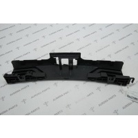 Кронштейн опорный заднего бампера центральный Mercedes C-Klasse W205 2013 A2058850265