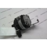 Насос охлаждающей жидкости Mercedes C-Klasse W205 2013 A0005002686