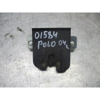 Замок багажника Volkswagen Polo 2004 6q6827505b