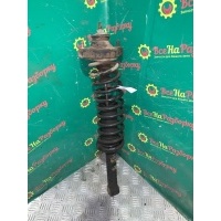Стойка задняя Mitsubishi Carisma MR910775