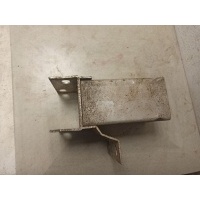 Кронштейн усилителя переднего бампера Land Rover Discovery 2 1998-2004 DXE000040